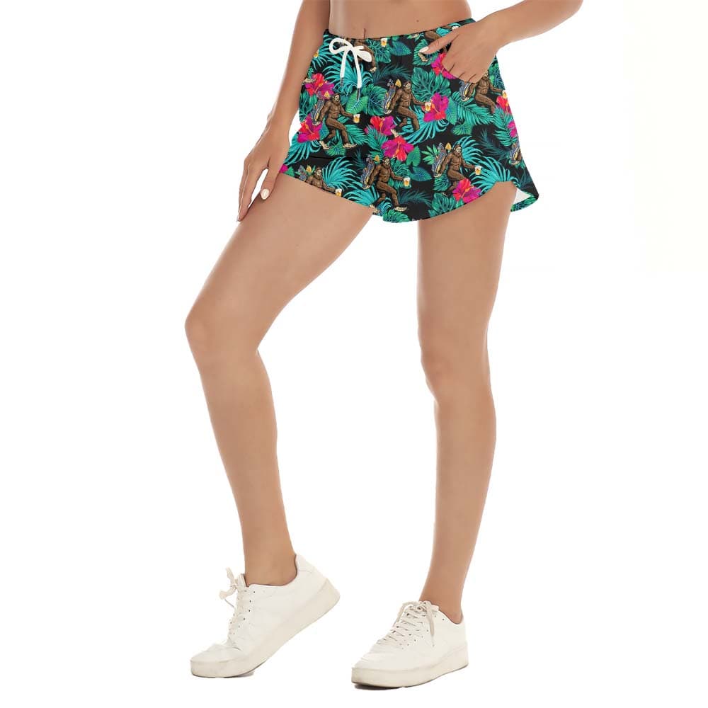 Bigfoot Golfing Beer Women’s Shorts3
