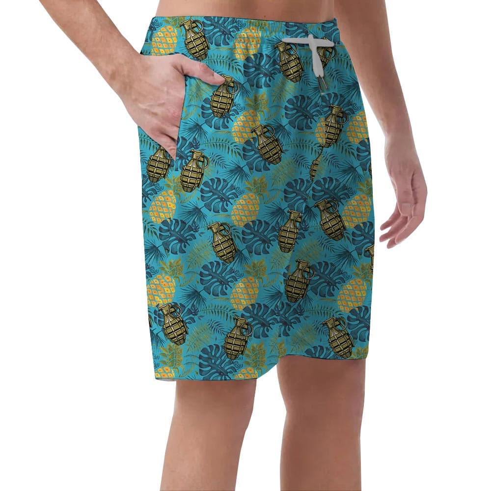 bomb 12- Men’s shorts_right