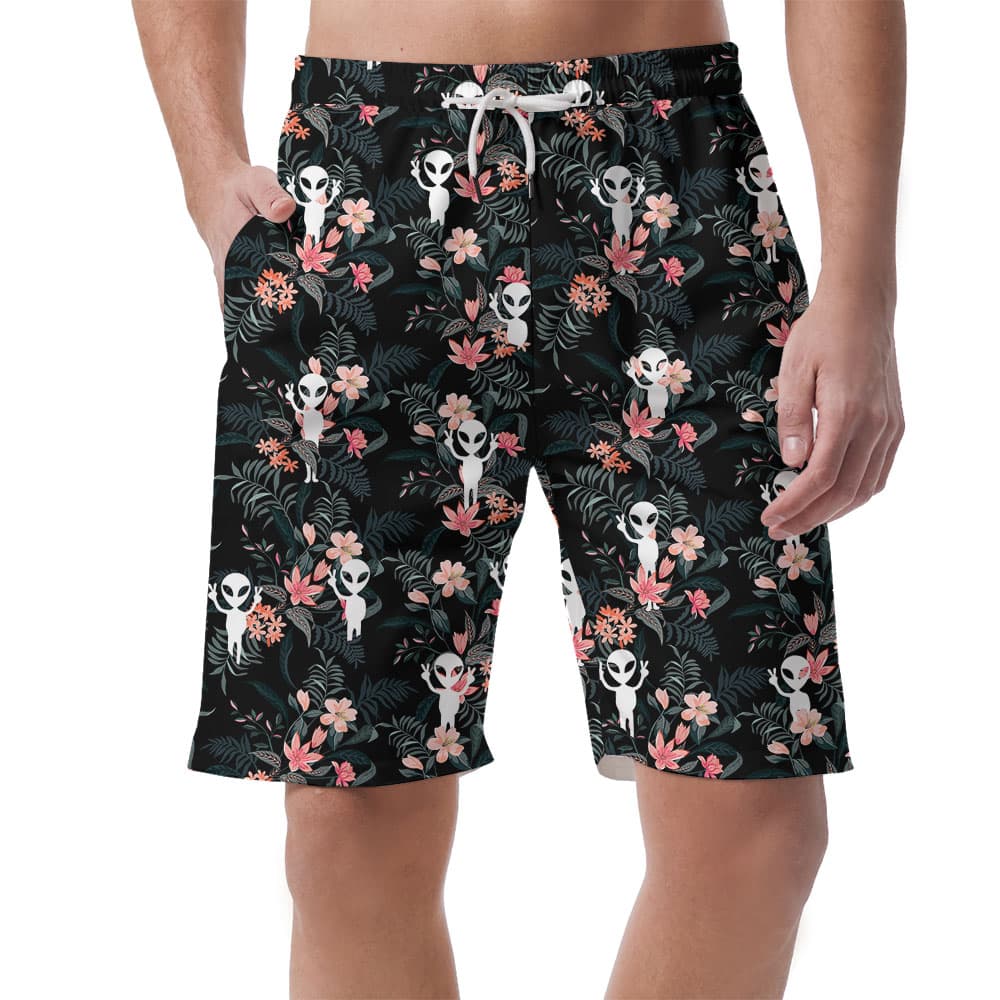 Cool Alien Saying Hi Men's Beach Shorts1